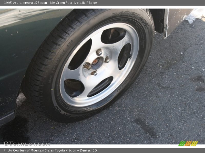 Isle Green Pearl Metallic / Beige 1995 Acura Integra LS Sedan