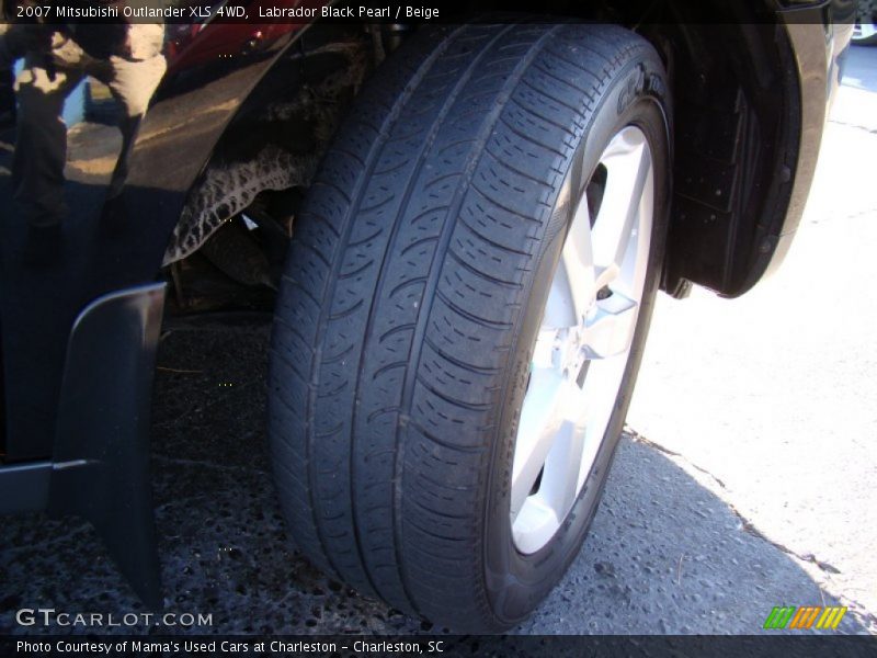 Labrador Black Pearl / Beige 2007 Mitsubishi Outlander XLS 4WD