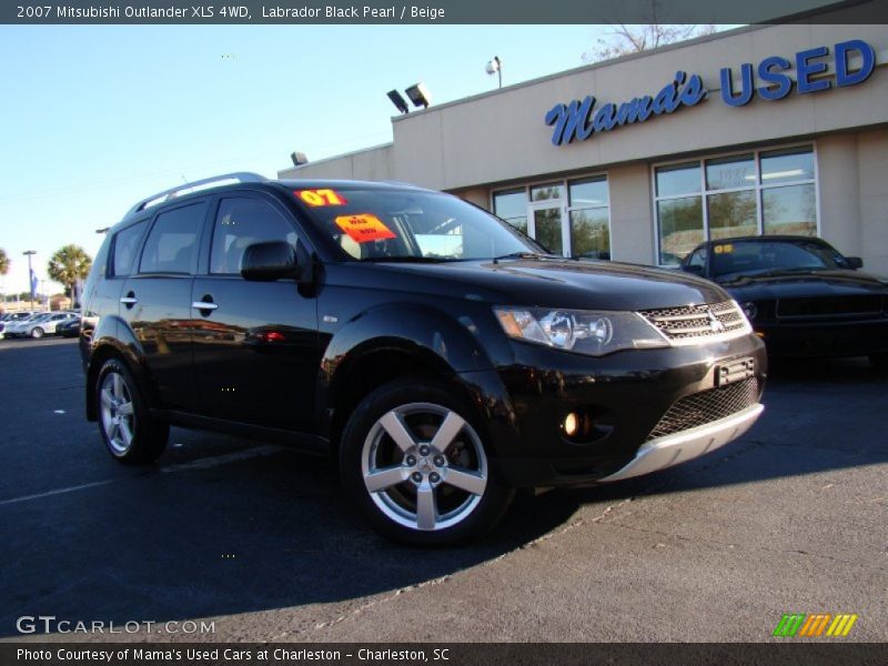 Labrador Black Pearl / Beige 2007 Mitsubishi Outlander XLS 4WD