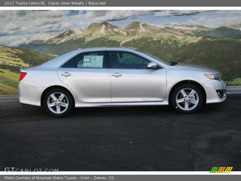 Classic Silver Metallic / Black/Ash 2012 Toyota Camry SE