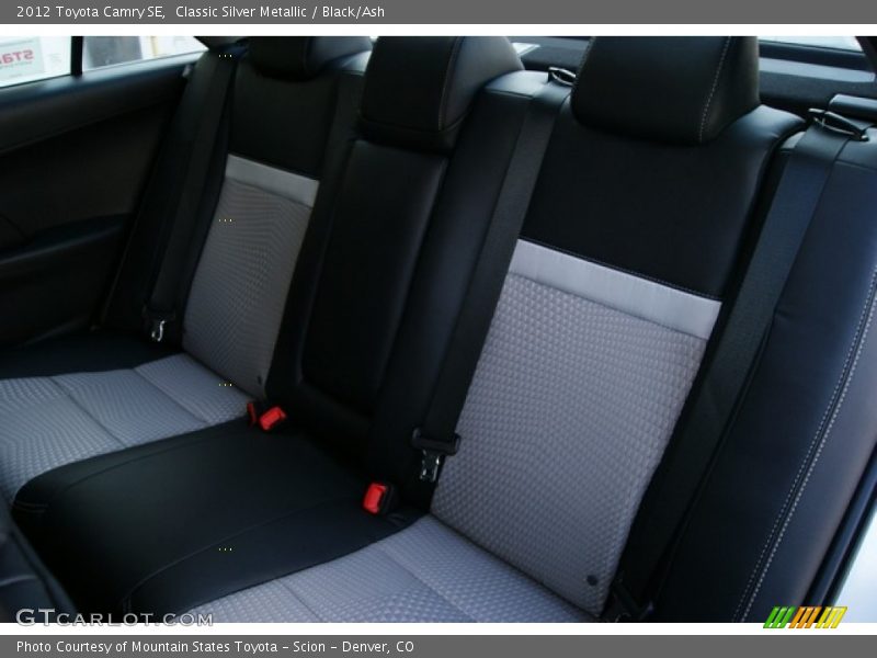 Classic Silver Metallic / Black/Ash 2012 Toyota Camry SE