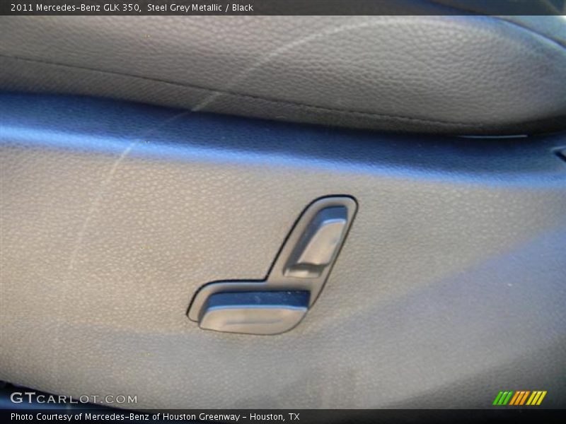Steel Grey Metallic / Black 2011 Mercedes-Benz GLK 350