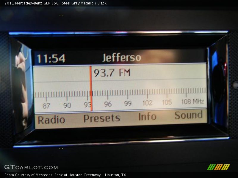 Steel Grey Metallic / Black 2011 Mercedes-Benz GLK 350