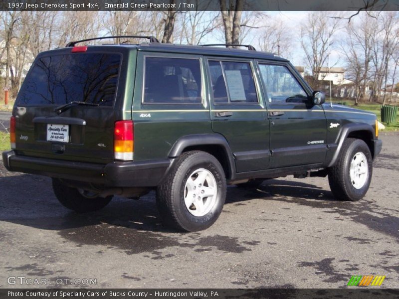 Emerald Green Pearlcoat / Tan 1997 Jeep Cherokee Sport 4x4