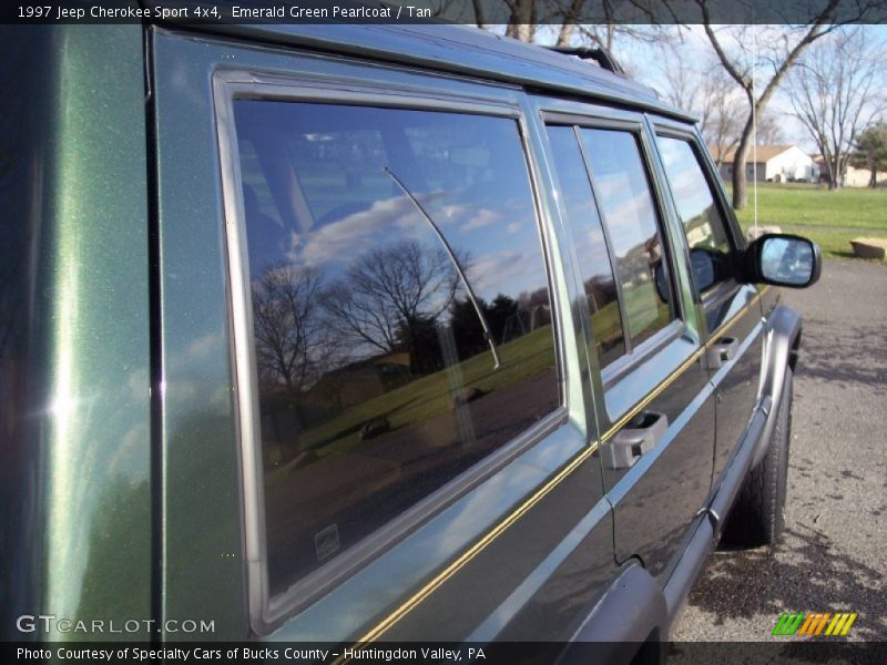 Emerald Green Pearlcoat / Tan 1997 Jeep Cherokee Sport 4x4