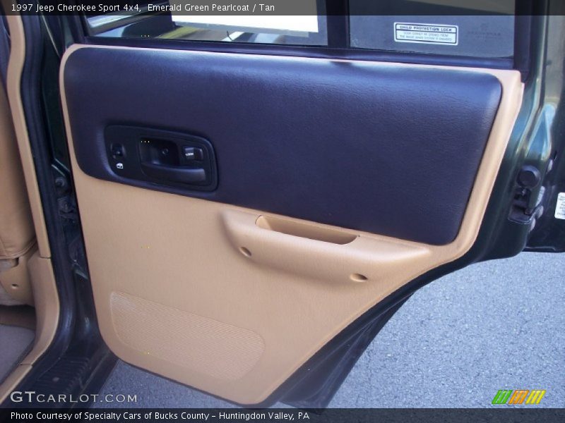 Door Panel of 1997 Cherokee Sport 4x4