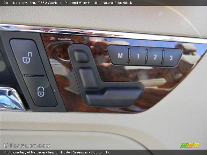 Diamond White Metallic / Natural Beige/Black 2011 Mercedes-Benz E 550 Cabriolet