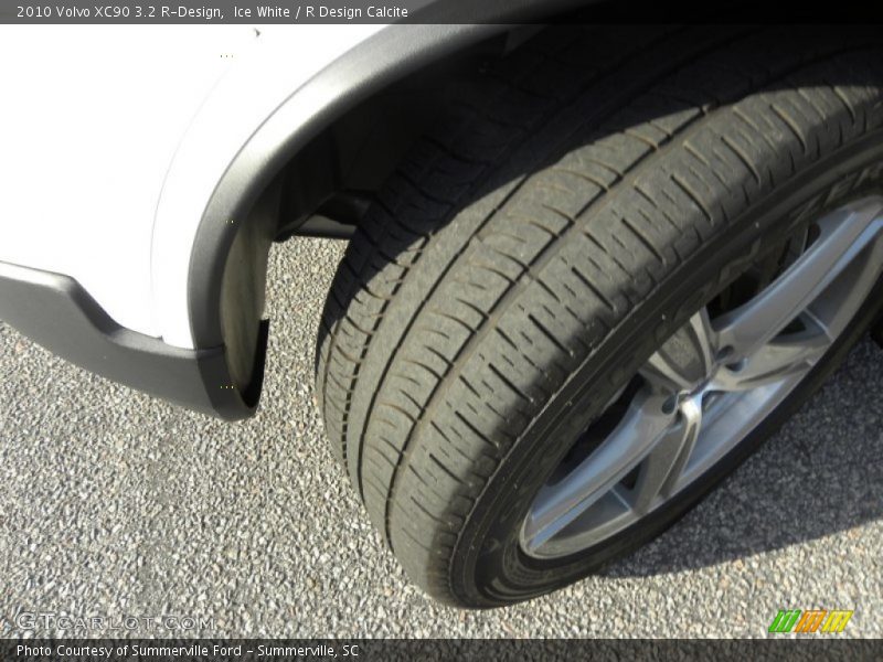 Ice White / R Design Calcite 2010 Volvo XC90 3.2 R-Design