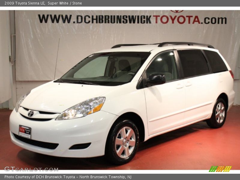 Super White / Stone 2009 Toyota Sienna LE