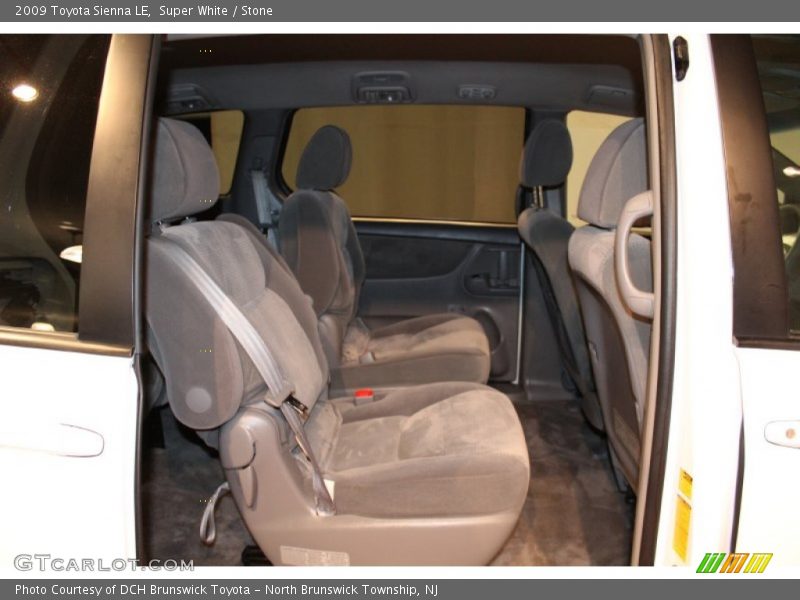 Super White / Stone 2009 Toyota Sienna LE