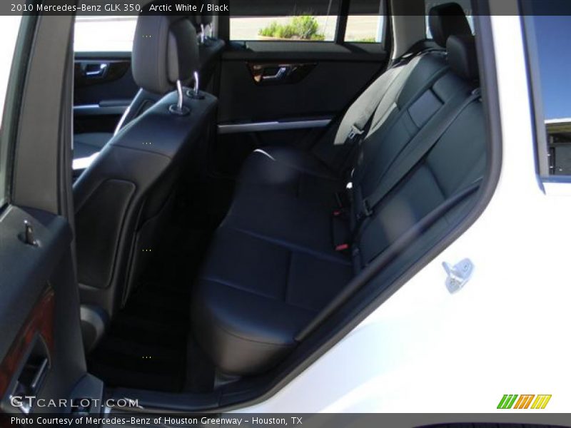 Arctic White / Black 2010 Mercedes-Benz GLK 350