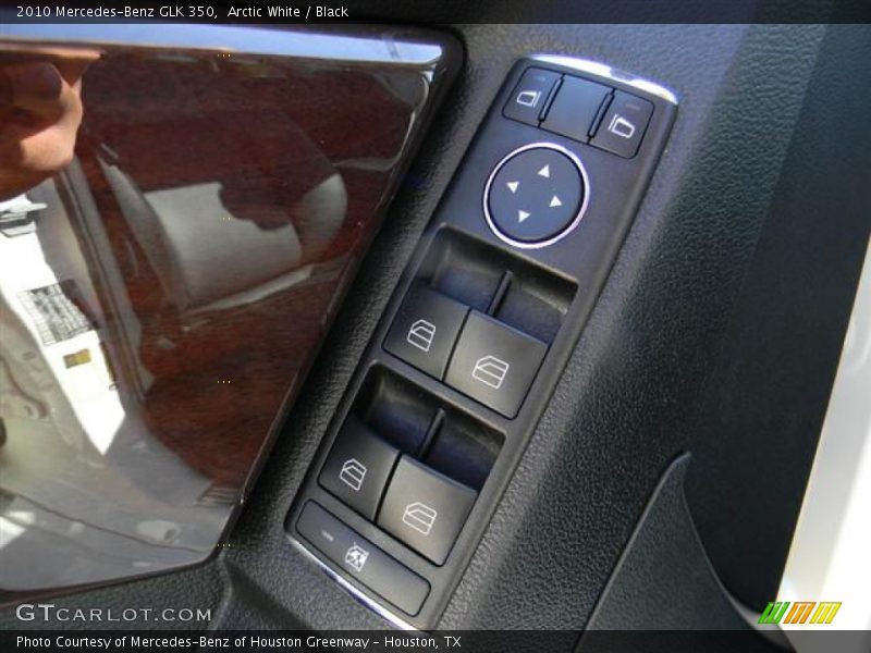Arctic White / Black 2010 Mercedes-Benz GLK 350