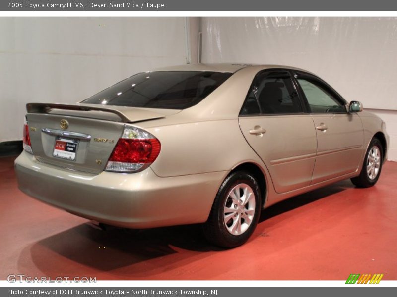 Desert Sand Mica / Taupe 2005 Toyota Camry LE V6