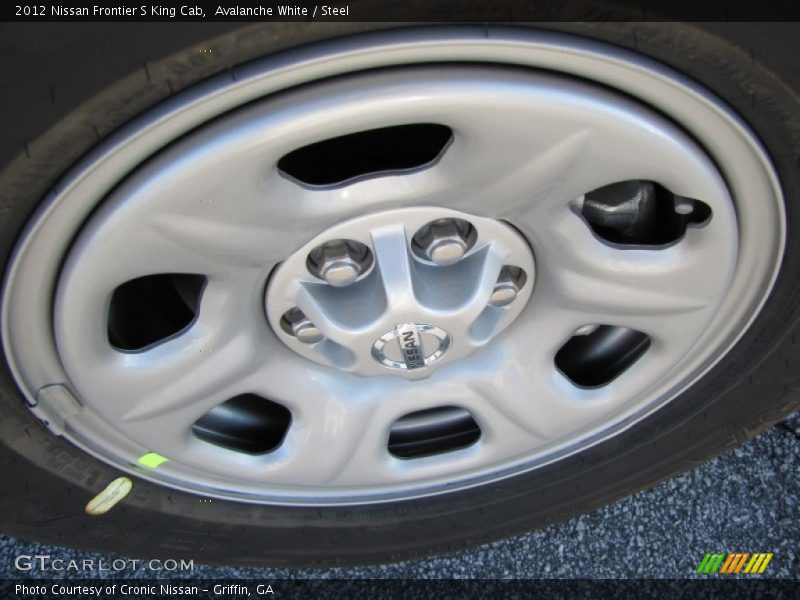 Avalanche White / Steel 2012 Nissan Frontier S King Cab