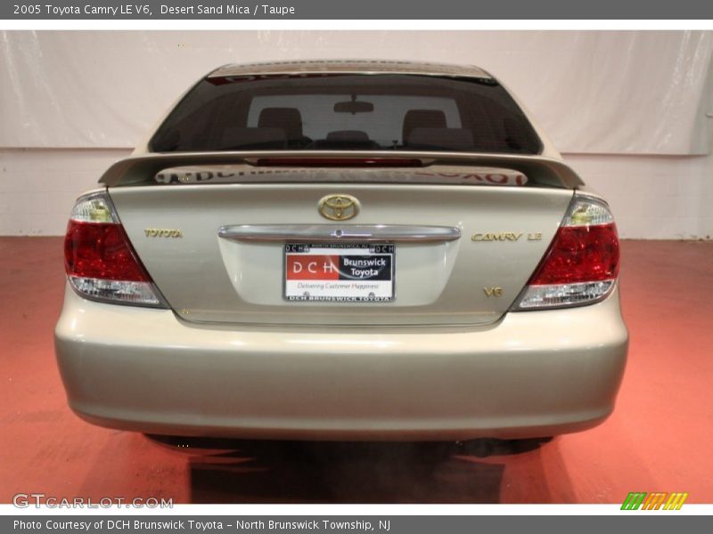 Desert Sand Mica / Taupe 2005 Toyota Camry LE V6