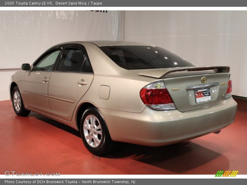 Desert Sand Mica / Taupe 2005 Toyota Camry LE V6