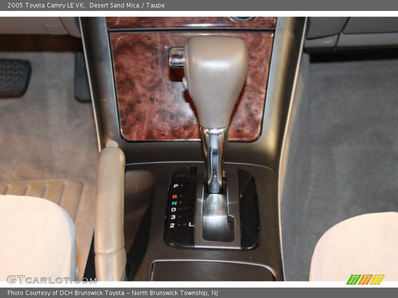Desert Sand Mica / Taupe 2005 Toyota Camry LE V6