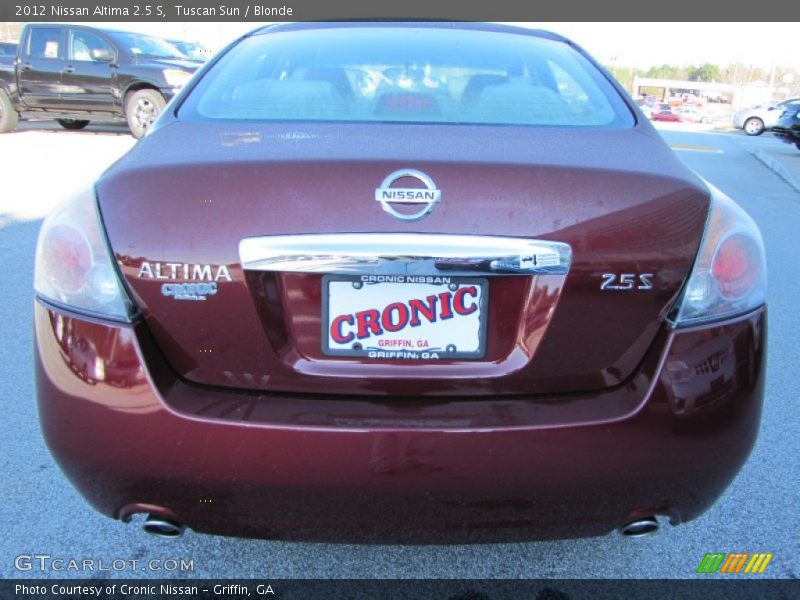 Tuscan Sun / Blonde 2012 Nissan Altima 2.5 S