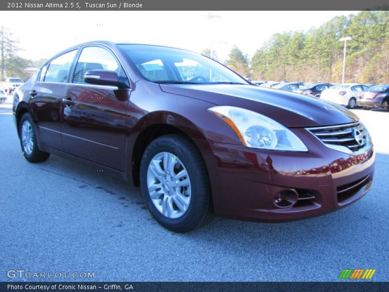 Tuscan Sun / Blonde 2012 Nissan Altima 2.5 S