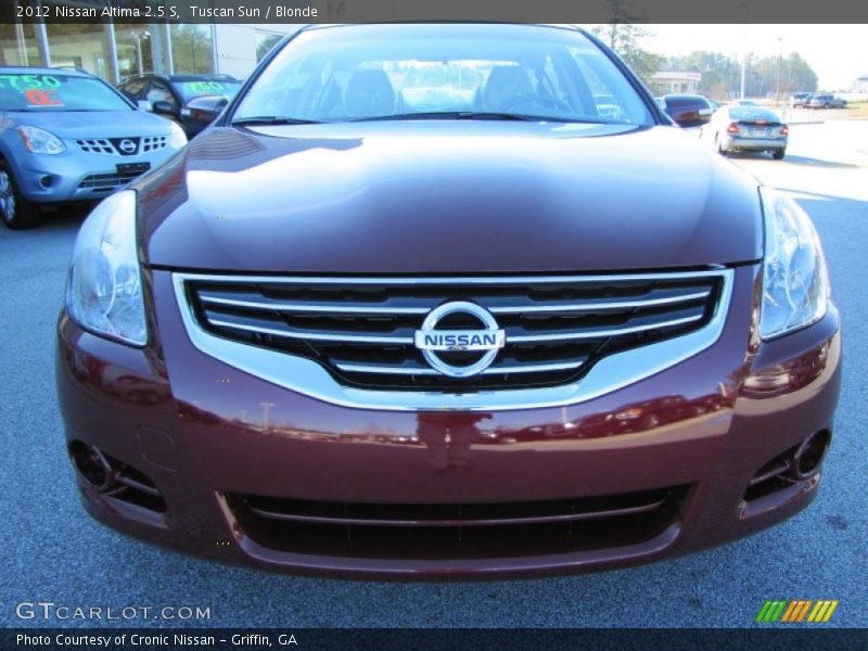 Tuscan Sun / Blonde 2012 Nissan Altima 2.5 S