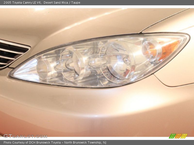 Desert Sand Mica / Taupe 2005 Toyota Camry LE V6