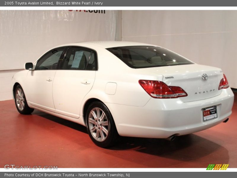 Blizzard White Pearl / Ivory 2005 Toyota Avalon Limited
