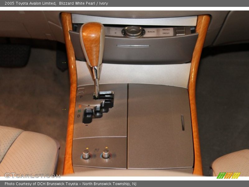 Blizzard White Pearl / Ivory 2005 Toyota Avalon Limited