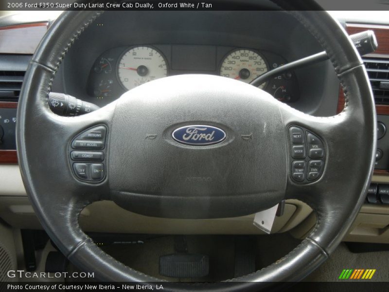  2006 F350 Super Duty Lariat Crew Cab Dually Steering Wheel
