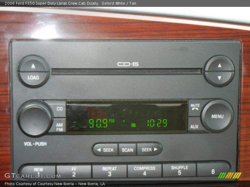 Audio System of 2006 F350 Super Duty Lariat Crew Cab Dually