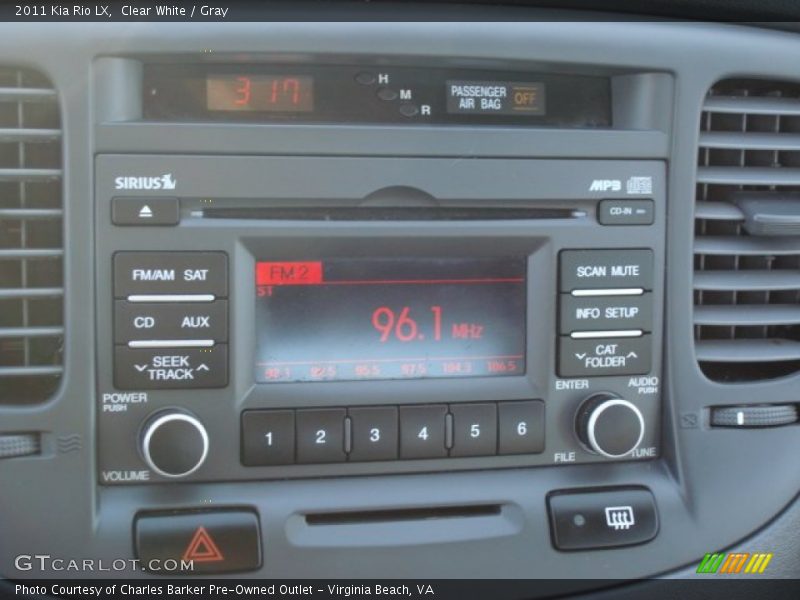 Clear White / Gray 2011 Kia Rio LX