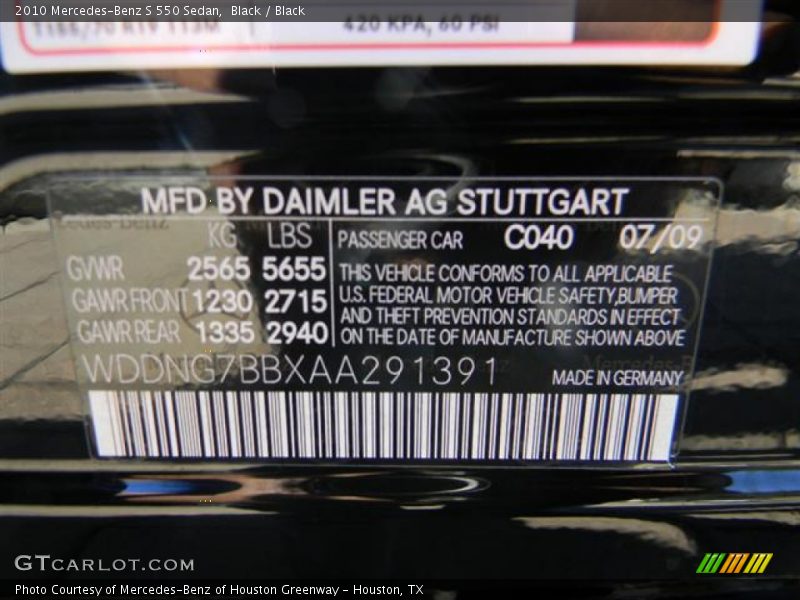 Black / Black 2010 Mercedes-Benz S 550 Sedan