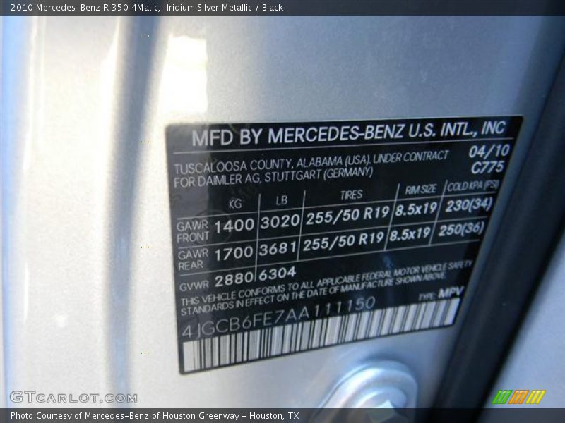 Iridium Silver Metallic / Black 2010 Mercedes-Benz R 350 4Matic