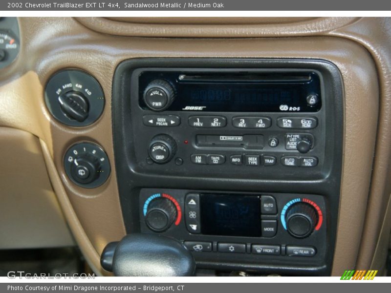 Sandalwood Metallic / Medium Oak 2002 Chevrolet TrailBlazer EXT LT 4x4