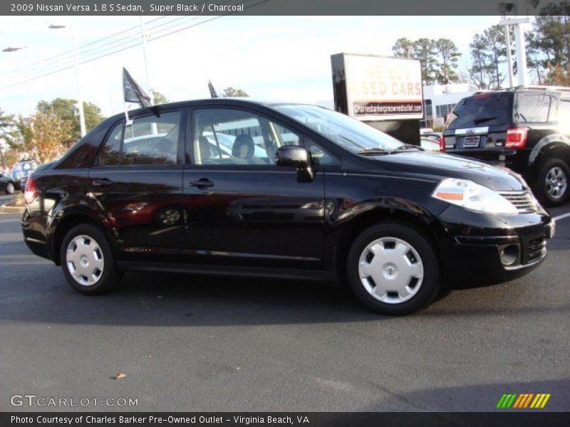 Super Black / Charcoal 2009 Nissan Versa 1.8 S Sedan