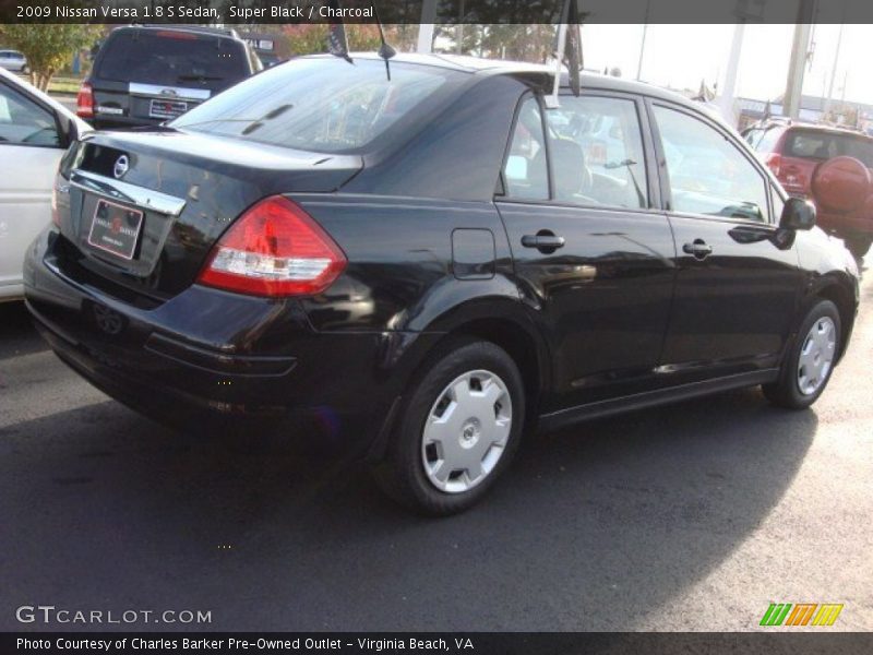 Super Black / Charcoal 2009 Nissan Versa 1.8 S Sedan