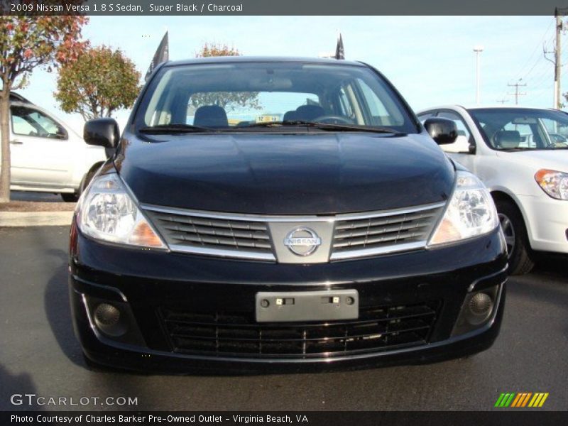 Super Black / Charcoal 2009 Nissan Versa 1.8 S Sedan