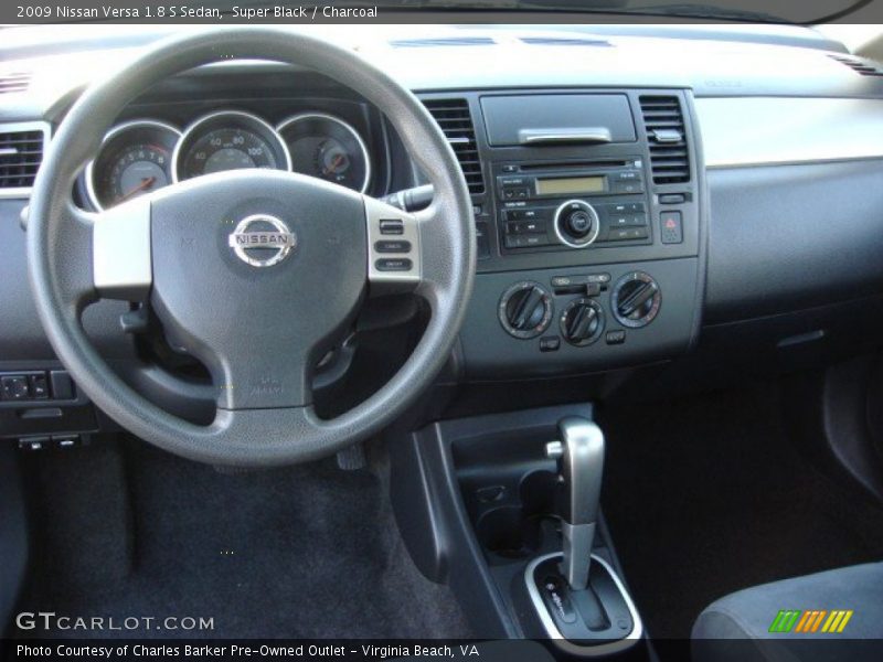 Super Black / Charcoal 2009 Nissan Versa 1.8 S Sedan