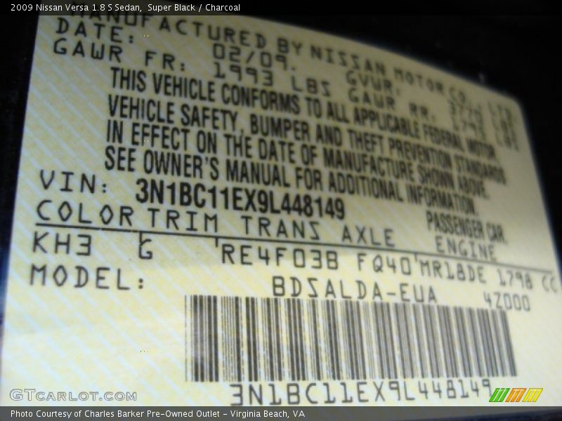 Super Black / Charcoal 2009 Nissan Versa 1.8 S Sedan