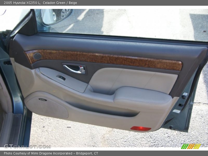 Celadon Green / Beige 2005 Hyundai XG350 L