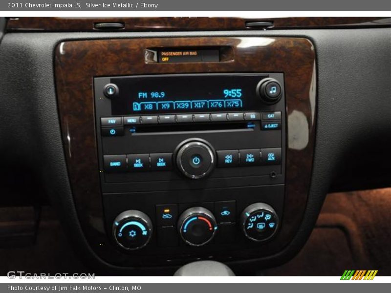 Silver Ice Metallic / Ebony 2011 Chevrolet Impala LS