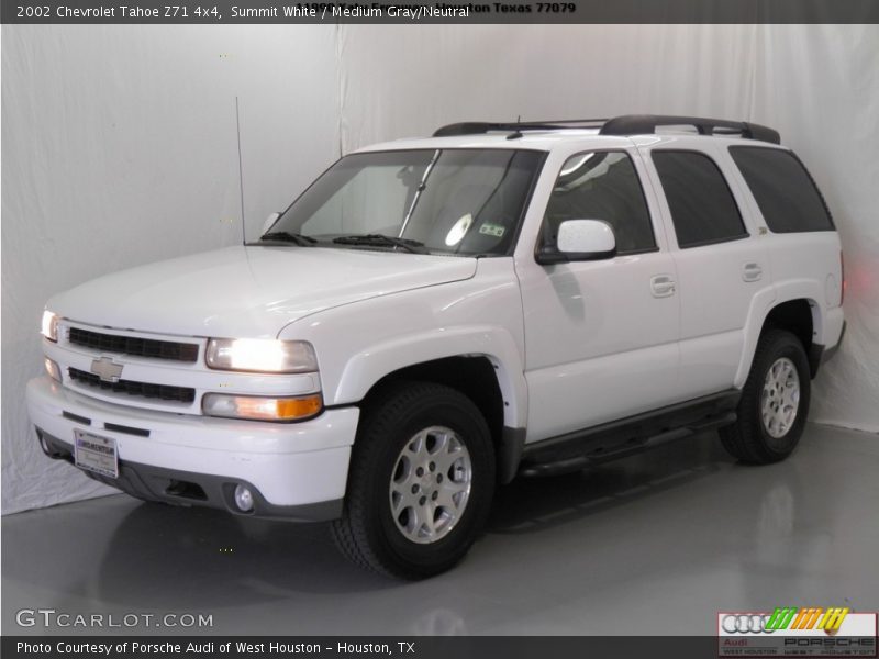 Summit White / Medium Gray/Neutral 2002 Chevrolet Tahoe Z71 4x4