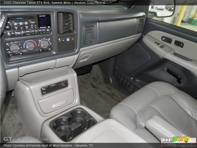 Summit White / Medium Gray/Neutral 2002 Chevrolet Tahoe Z71 4x4