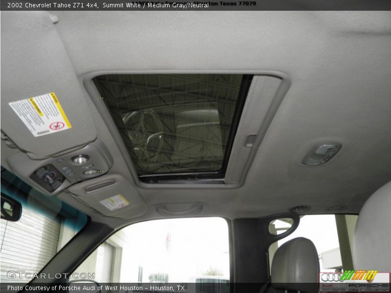Summit White / Medium Gray/Neutral 2002 Chevrolet Tahoe Z71 4x4