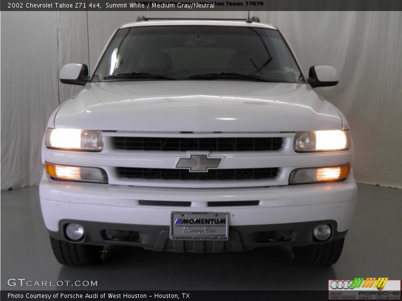 Summit White / Medium Gray/Neutral 2002 Chevrolet Tahoe Z71 4x4
