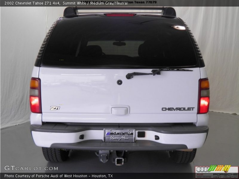 Summit White / Medium Gray/Neutral 2002 Chevrolet Tahoe Z71 4x4