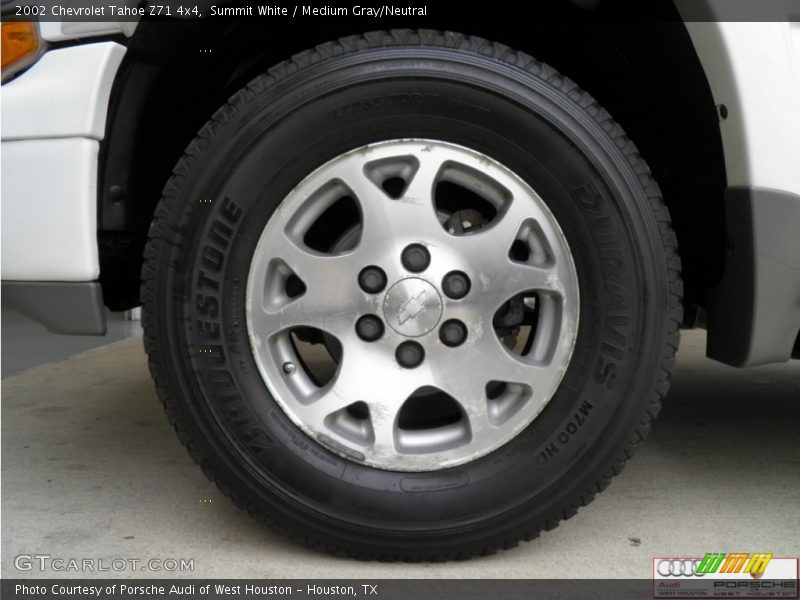 Summit White / Medium Gray/Neutral 2002 Chevrolet Tahoe Z71 4x4