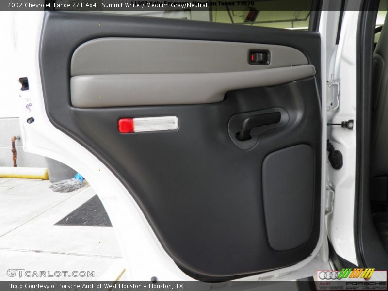 Summit White / Medium Gray/Neutral 2002 Chevrolet Tahoe Z71 4x4