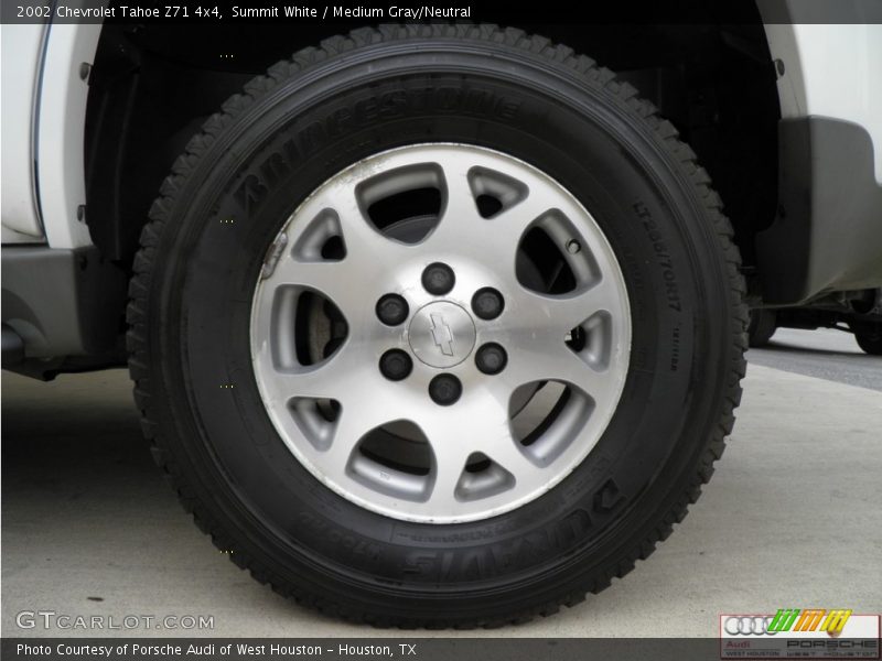 Summit White / Medium Gray/Neutral 2002 Chevrolet Tahoe Z71 4x4