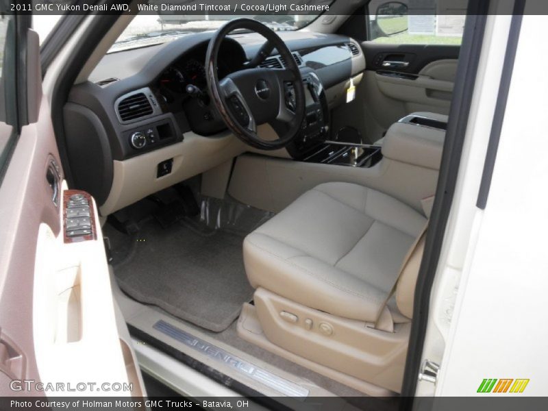 White Diamond Tintcoat / Cocoa/Light Cashmere 2011 GMC Yukon Denali AWD