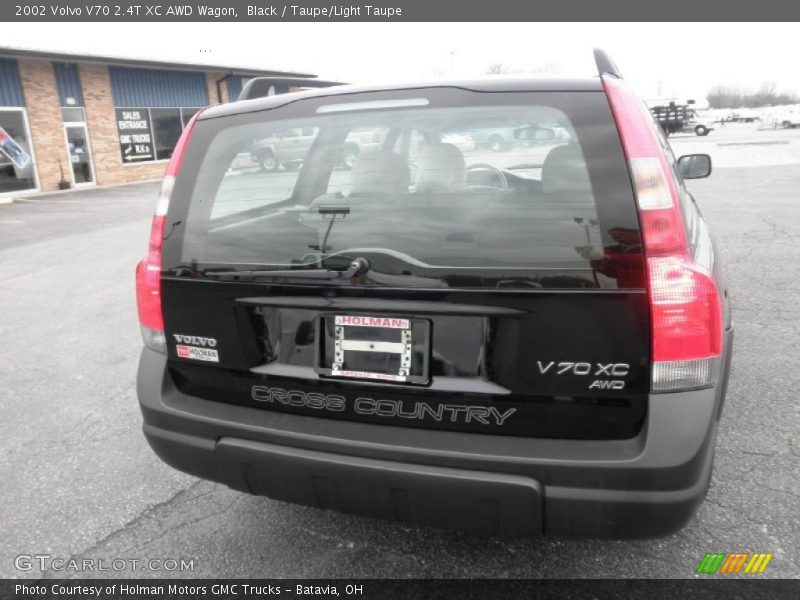 Black / Taupe/Light Taupe 2002 Volvo V70 2.4T XC AWD Wagon